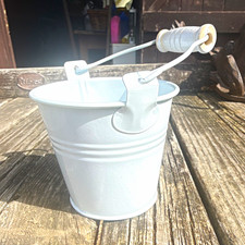 Extra Small White Metal Round Bucket Plant Pot/ Tea light with Handle