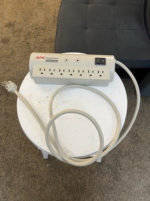 APC PRO7 Professional SurgeArrest 7 Outlet Surge Protector 120V 15A WORKING