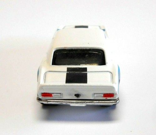 Custom Hot Wheels 1968 White Chevy Chevrolet Camaro with Real Riders Tires 68 - Picture 6 of 7
