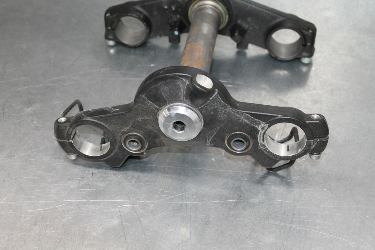 Nice OEM 2014 Kawasaki ZX650R ZX 650 R Triple Tree Clamps OEM Used