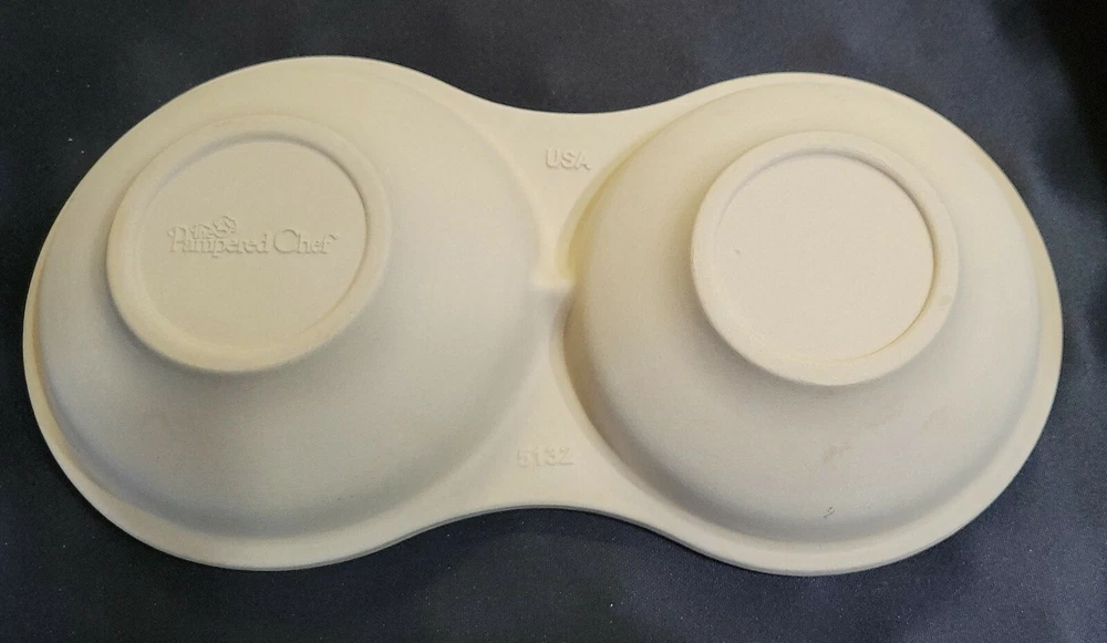 Pampered Chef Microwave Egg Cooker Double Stoneware 11.5 x 6 in Baking Dish 5132 Pampered Chef Microwave Egg Cooker Double Stoneware 11.5 x 6 in Baking Dish 5132