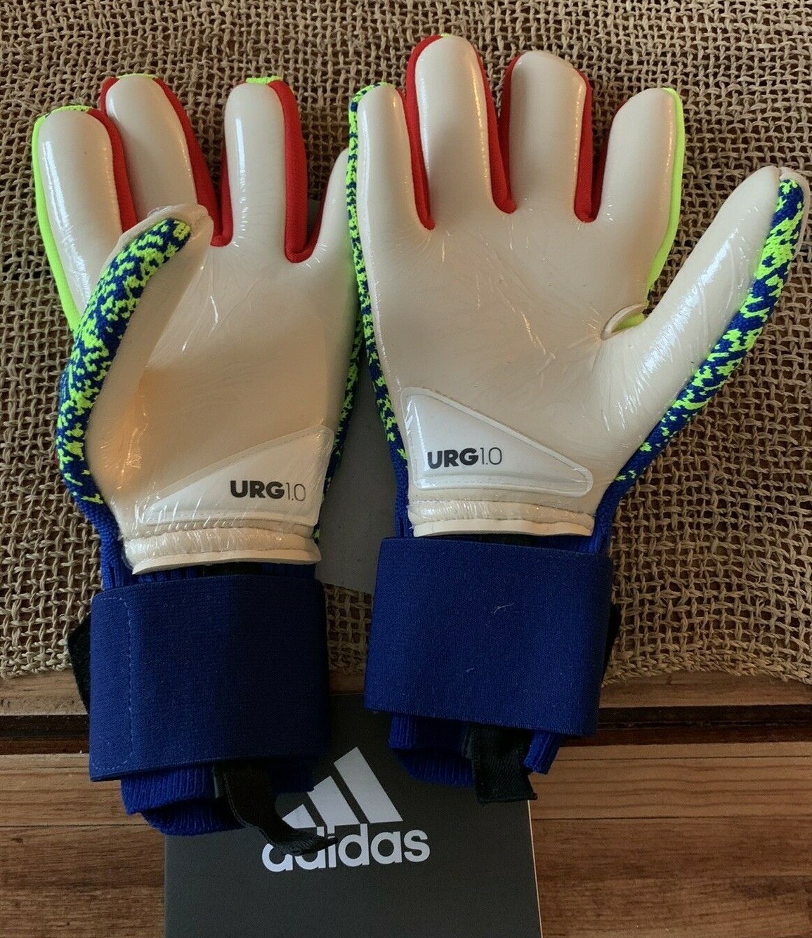 nike goalkeeper gloves yellow