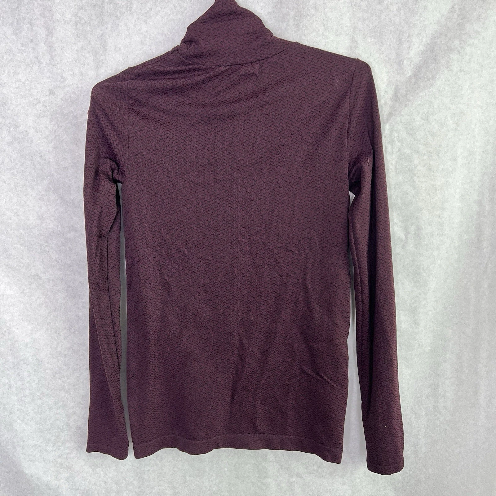 athleta flurry peak turtleneck shirt