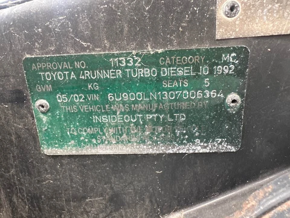 2000 Toyota Hilux LN RZN Right Driver Fog Light 1997-2001 #B556 - image 3 of 4