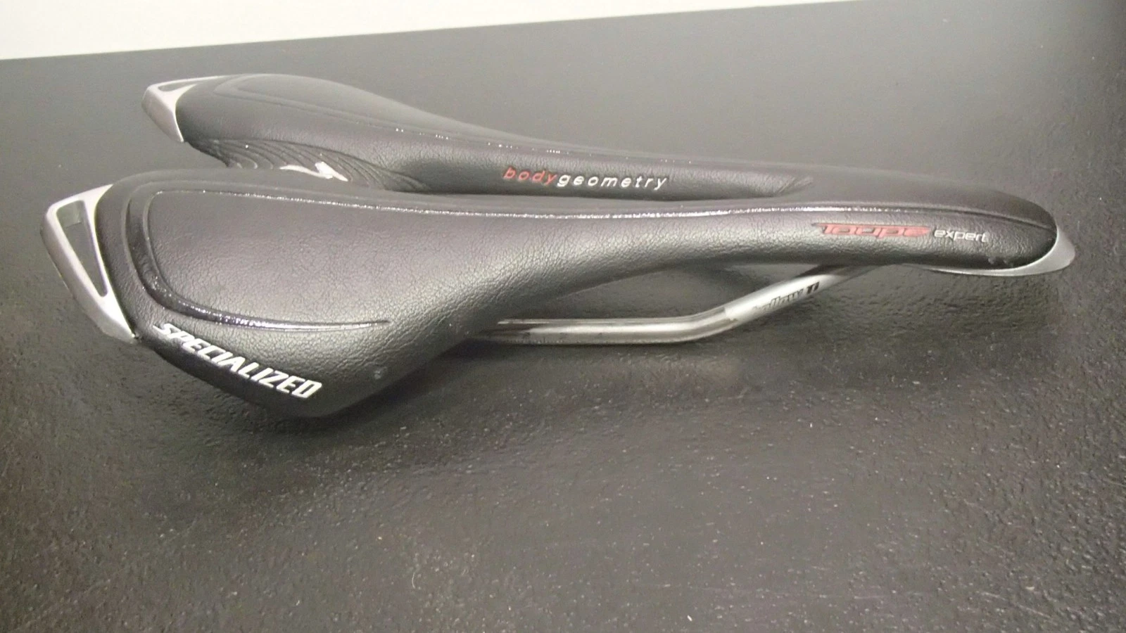 Specialized Toupe Expert Body Geometry Saddle 143mm Rails Road Bike image 6
