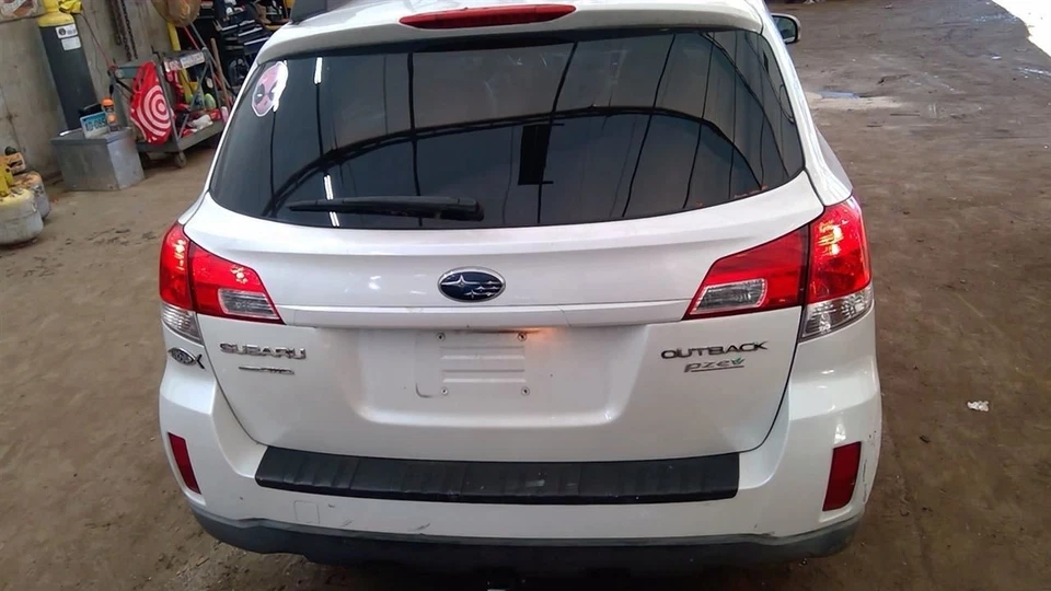 Engine 2.5L Automatic With CVT California Emissions Fits 10-11 LEGACY 6822406 - Image 3 of 4