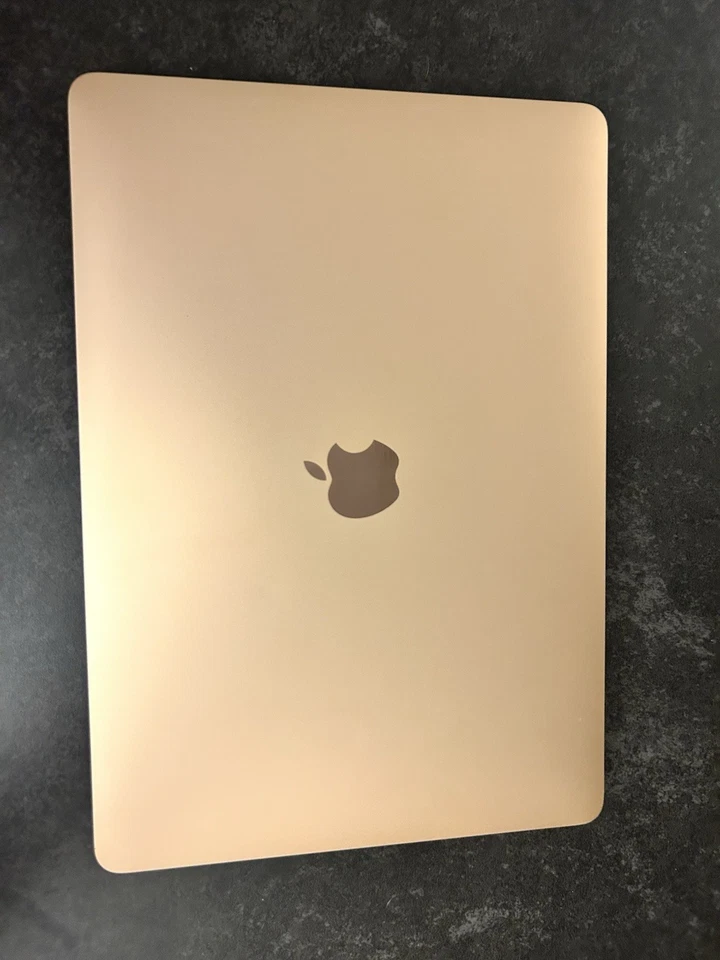 Apple MacBook Air 13" 2019 · i5 · 8GB · 121GB, photo 4 of 5