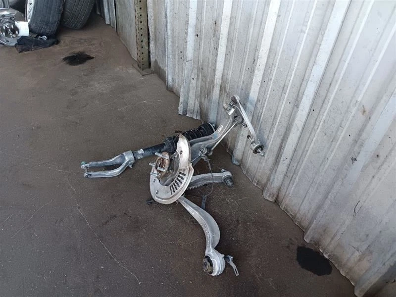 Juego de nudillos de suspensión delantera derecha Jaguar F-Pace Range Velar 17-19 Foto 3 de 4