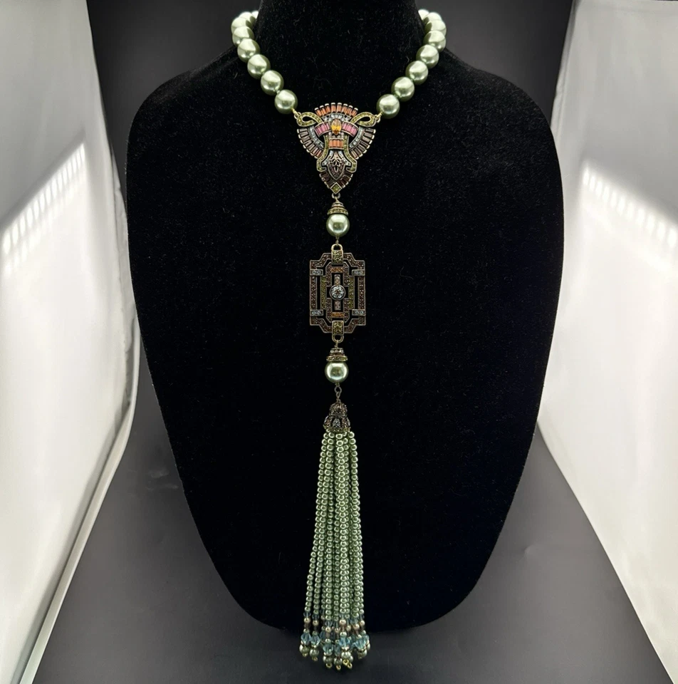 Collar Heidi Daus Doble Colgante Deco Borla Y Verde Perla Pasarela Declaración Foto 2 de 4