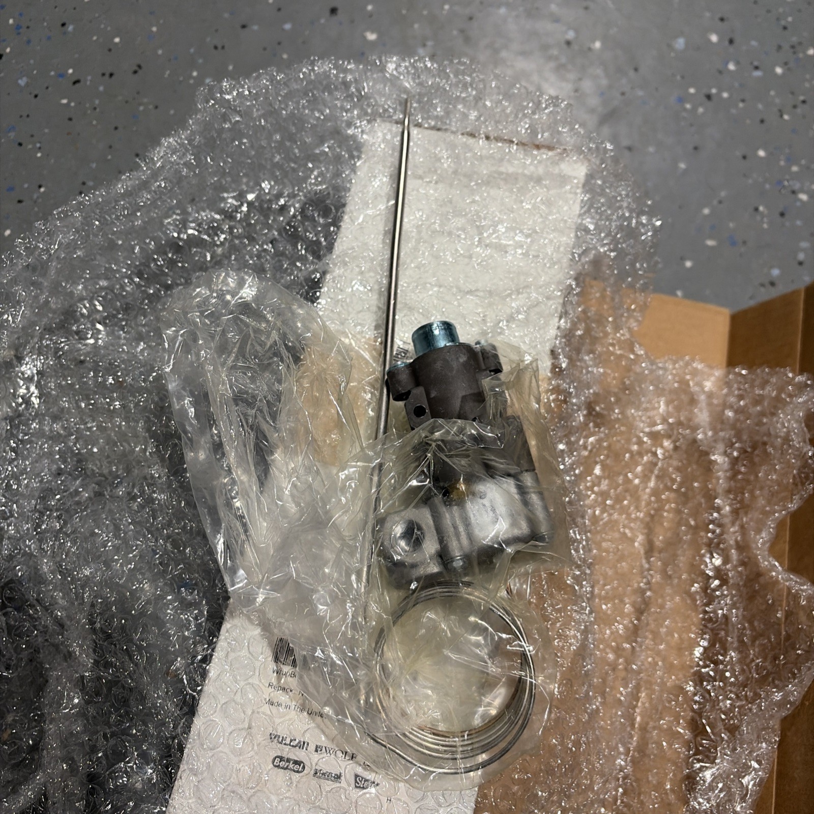 Vulcan Hart Thermostat Assembly 00-417424-000G1 - Genuine OEM Replacement Part