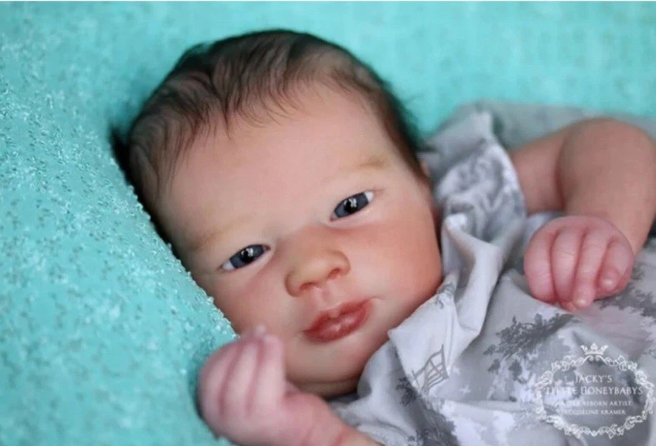 Laila Awake Auténtico Realborn 18" Muñeca Renacida Kit/Certificado de Autenticidad por Bountiful Baby Foto 3 de 4