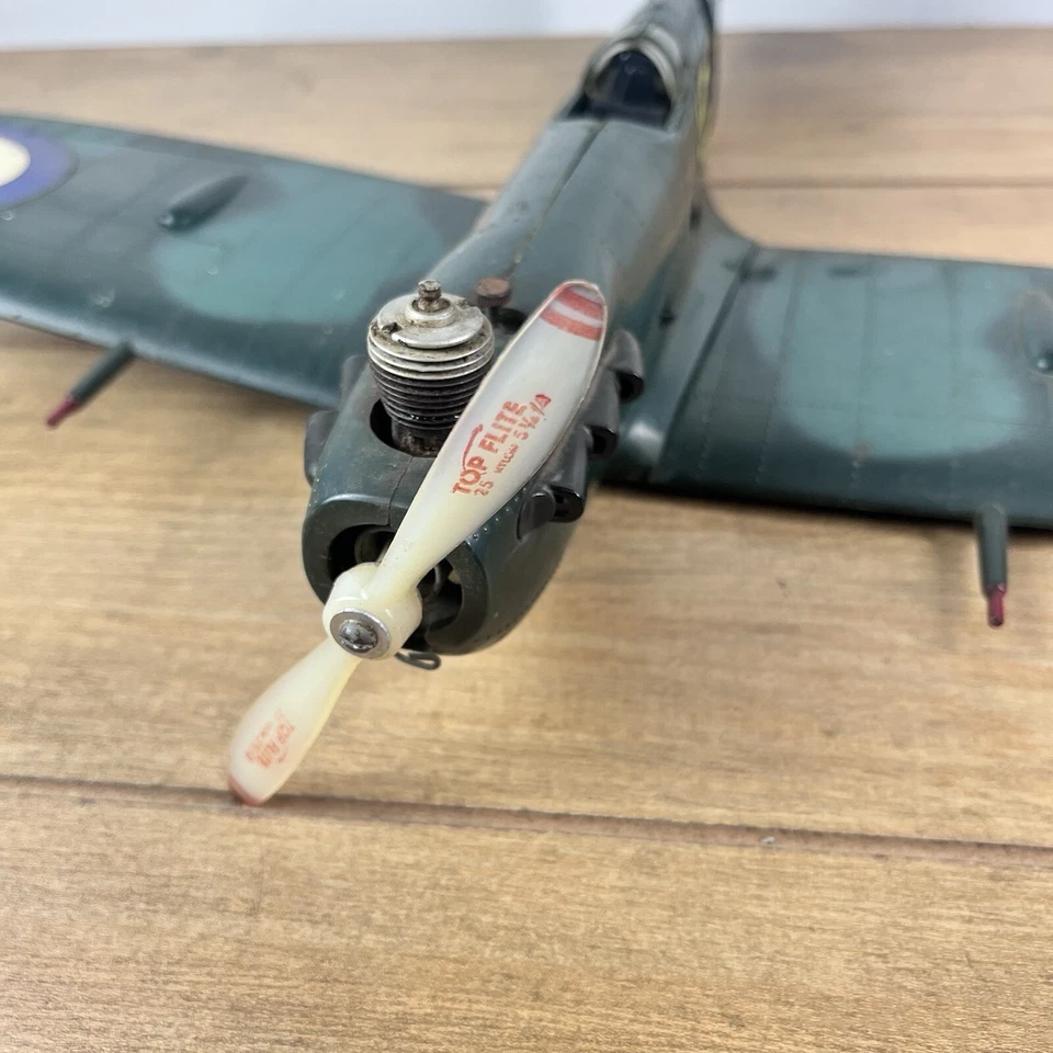 Vintage Cox Thimble Drome Spitfire #7800 RAF Gas Engine Model Tether Airplane - Image 2 of 4