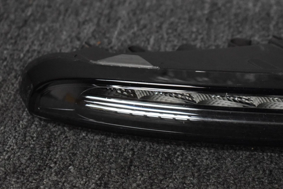 Luz de circulación diurna Porsche Macan S 2015-2018 lado derecho OEM de fábrica Foto 2 de 4