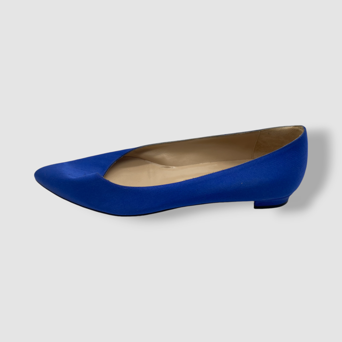 Manolo Blahnik Women's Blue Crystal Almond Toe Flat Shoes Size 40