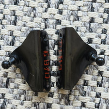 2021-2024 NISSAN KICKS RIGHT & LEFT SIDE LIFT CYLINDER STRUT BRACKET OEM*