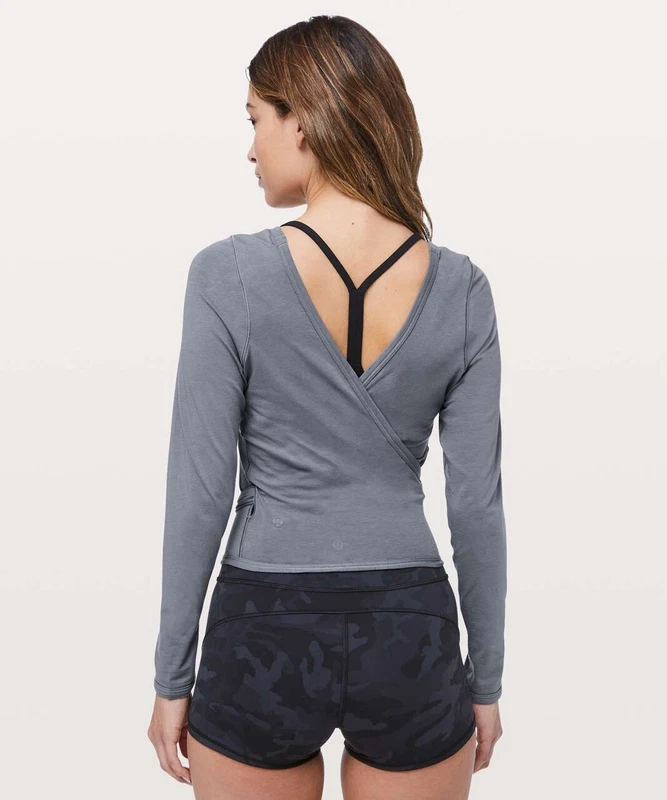 lululemon its a tie long sleeve steam gray shirt