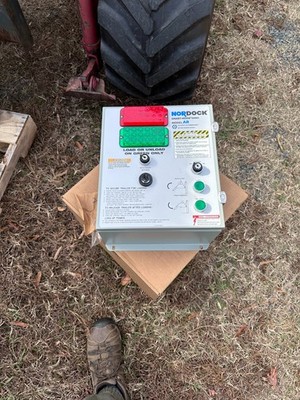 Nordock AR10K Automatic Vehicle Restraint System Control Box