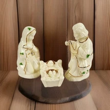 1996 LEFTON China  (#10806) 3 pcs Nativity Scene, White, Gold Trim w/ Shamrocks