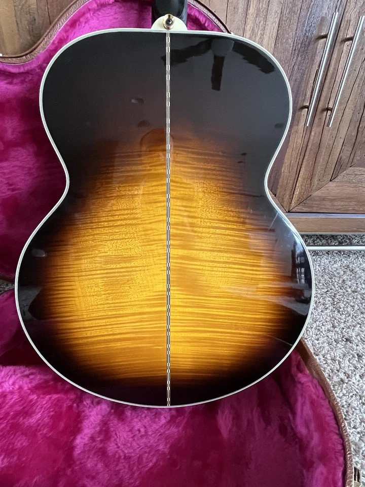 Gibson J-200  - Image 4 of 4