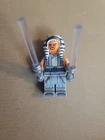 Lego Star Wars Ahsoka Tano W/ Lightsabers - Minifigure 75385