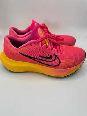 Nike Zoom Fly 5 Women's Running Shoes in the Hyper Pink /Lacer