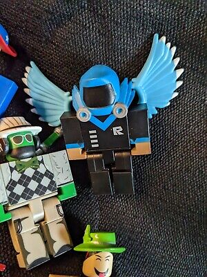 1FRF Roblox 3 Action Figure, Series 7 Dominus Dudes Purple Helmet (NO  CODE)