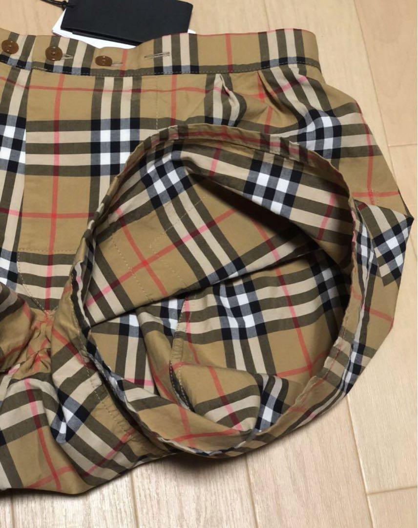 VIVIENNE WESTWOOD x BURBERRY Nova Check Shorts Beige Size S VIVIENNE WESTWOOD x BURBERRY Nova Check Shorts Beige Size S