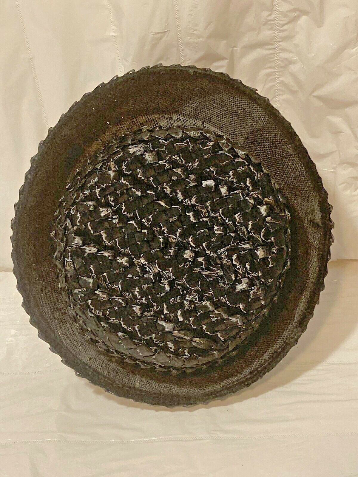 Picture 4 of 9