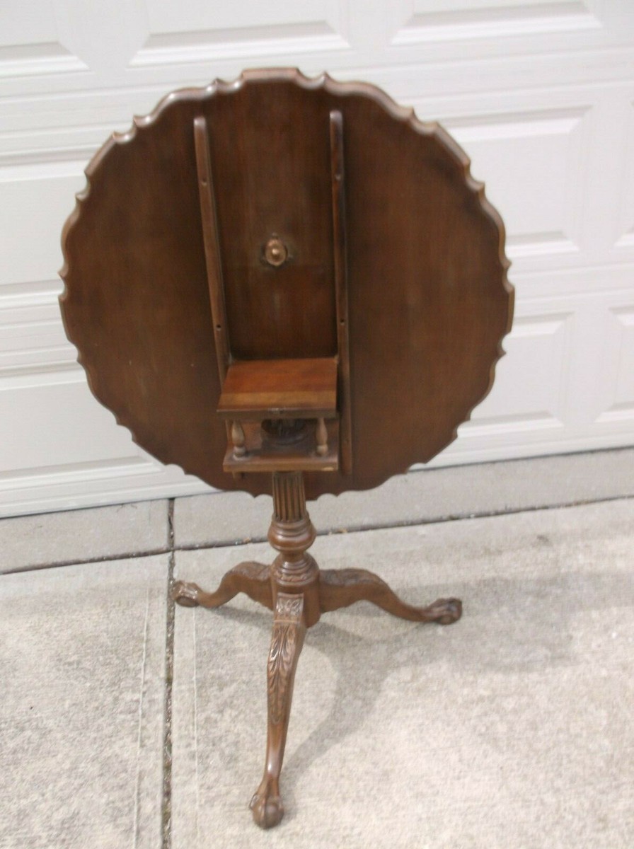 Baker HISTORIC CHARLESTON ティルトトップテーブル 猫脚 Baker 'Historic Charleston Reproduction' Mahogany Pie Crust