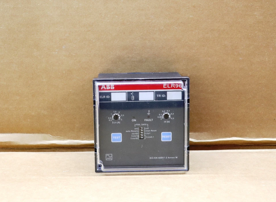 ABB ELR96 RESIDUAL CURRENT DEVICE 2CSG152130R1202 - Image 2 of 4