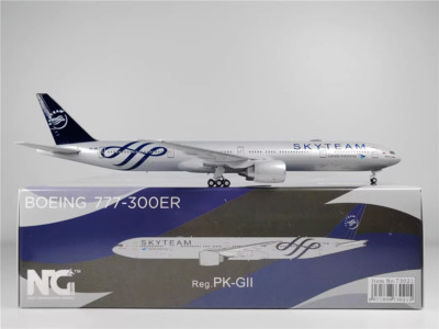 1:400 NG Model Garuda Indonesia SKYTEAM BOEING 777-300ER Airplane Diecast Model
