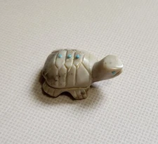Native American Zuni Turtle Fetish by Marilyn Chuyate Quam Picasso Marble