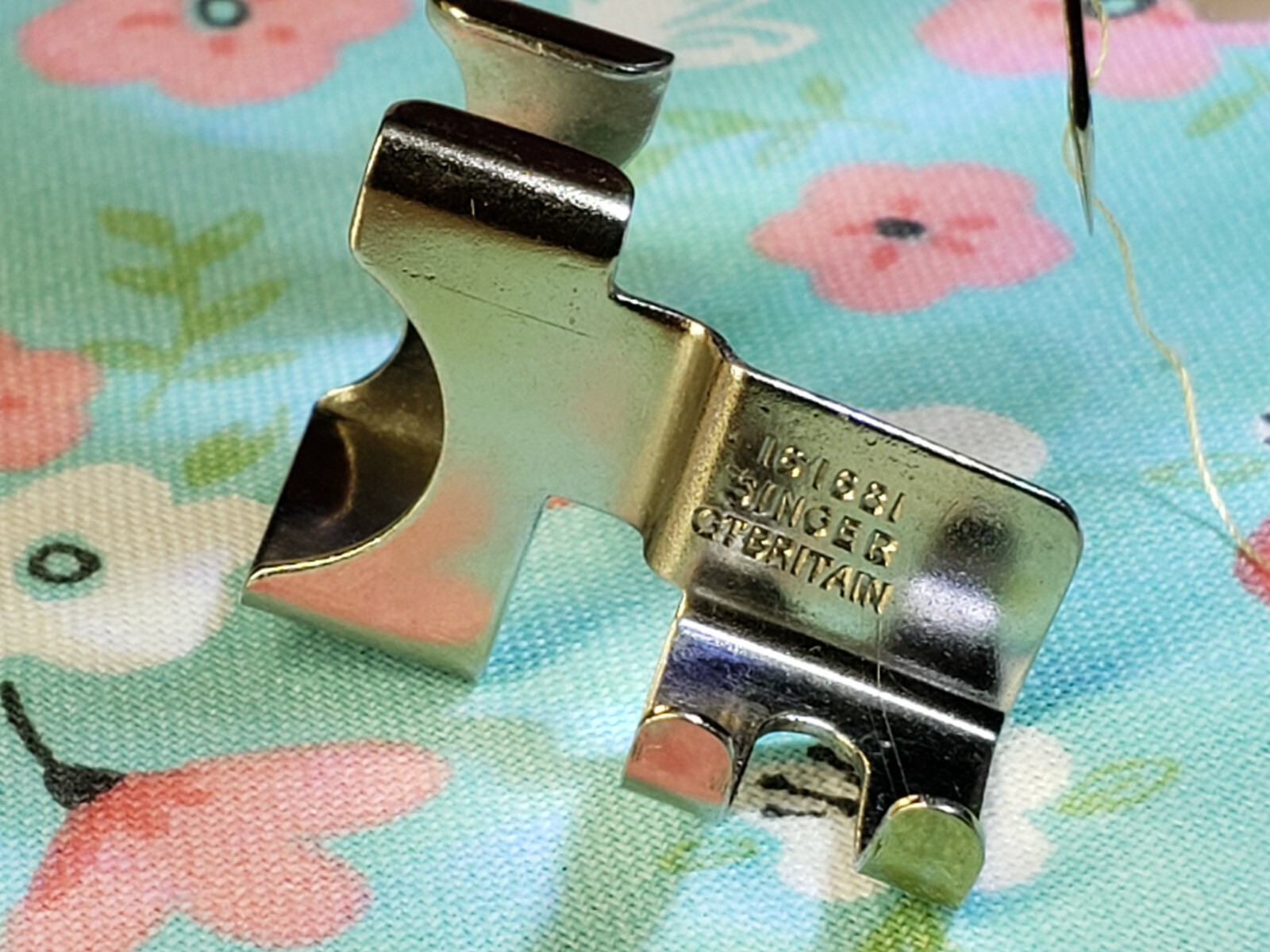 Vintage Singer 301301a Sewing Machine Finger Guard SIMANCO 161681 Rare Find! eBay