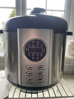 Tower 6 litre digital pressure cooker. Some slight marks on the outside