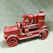 VTG/Antique Cast Iron Red Fire Engine Truck 7" Long