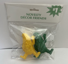 Santa Claus Gnome Christmas Novelty Decor Friends Yellow  Green 3" Plastic Home