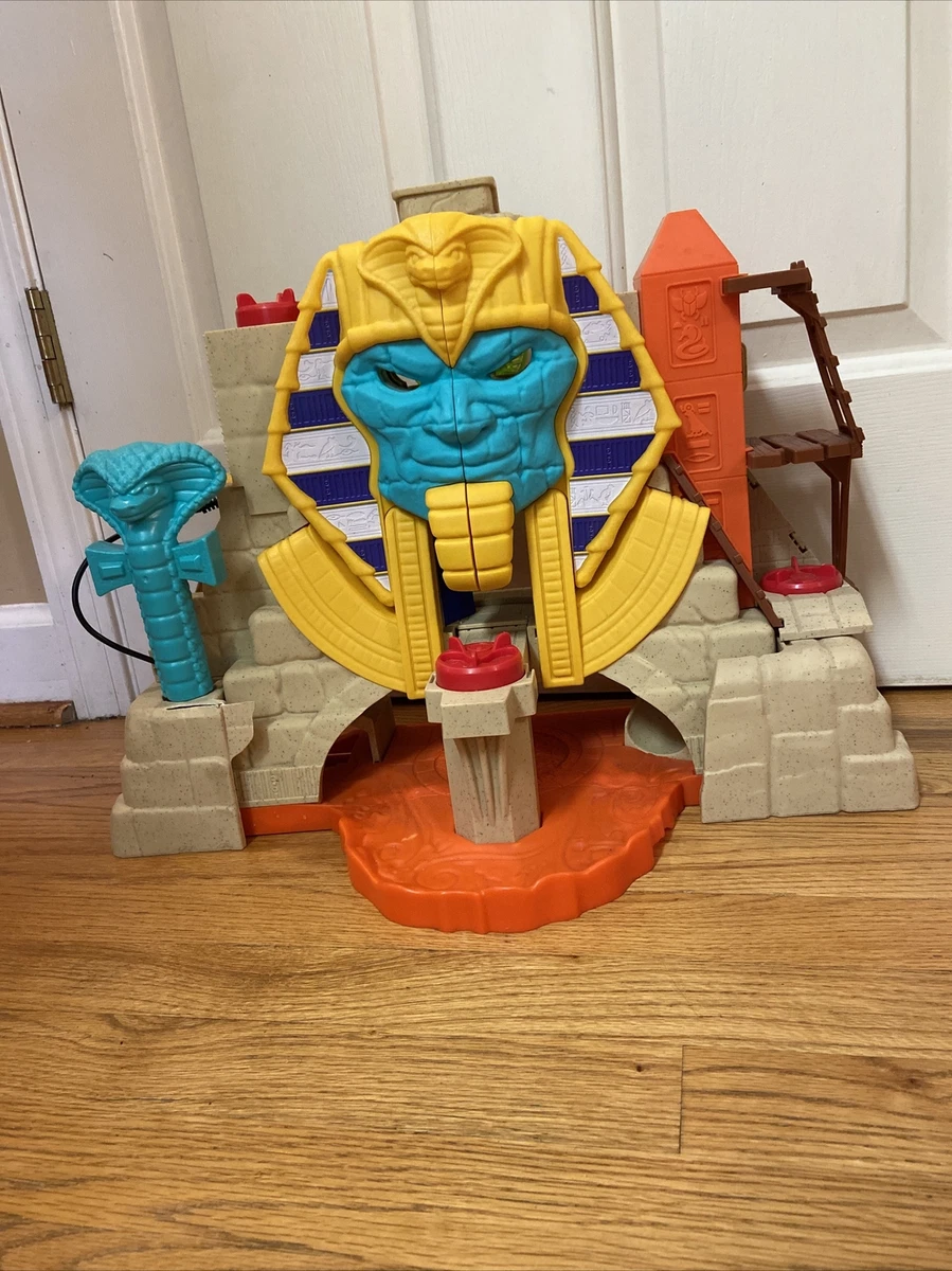 Fisher price sale serpent strike pyramid