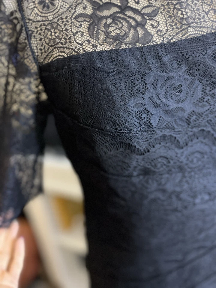 Vestido de noche Chetta B para dama negro de encaje talla 8 usado en excelente estado Foto 4 de 4