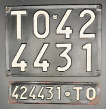 TARGHE AUTO TORINO TO ORIGINALI 1961 NERE METALLO – COPPIA COMPLETA AUTO D’EPOCA