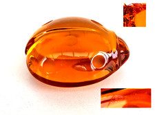 BACCARAT - Coccinelle en Cristal de Baccarat Couleur Ambre  Signé