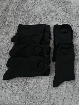 New 6 Pack Women s Socks No Size Listed (apx. 4-10)