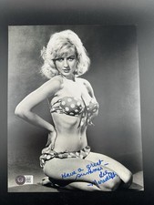 Lee Meredith Signed 8x10 B&W Photo AUTO BAS C...