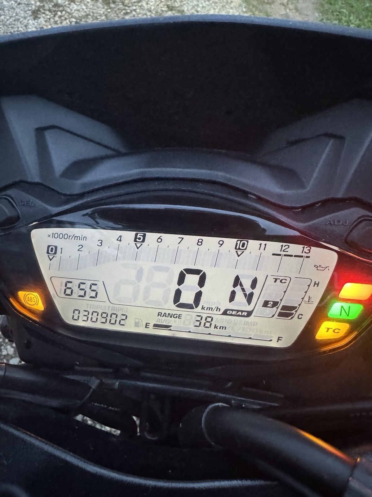 Suzuki GSX-S 750 Yugen Carbon 2018 foto 3
