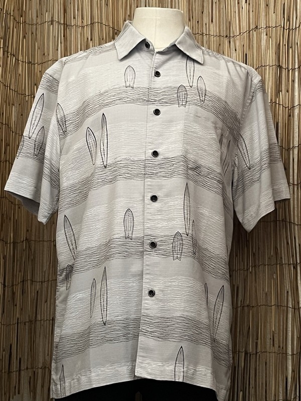 Quiksilver Waterman Mens SS Button Up Hawaiian Shirt-Size Medium-Blended Poly