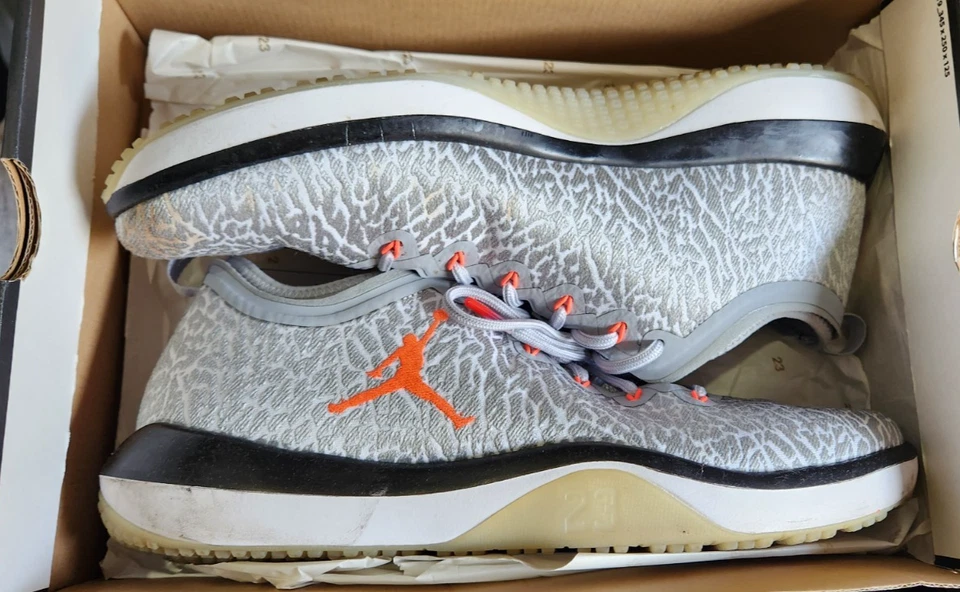 Talla 14- Jordan Trainer 1 Low Wolf Gris Infrarrojo 23 (Muestra rara con tarjeta)  Foto 2 de 4