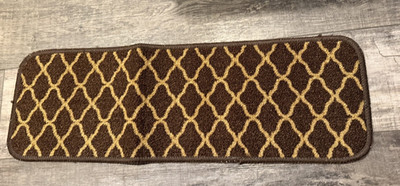 Beverly Rug Trellis Brown 26 in. x 8.5 in. Non-Slip Rubber Back Stair Tread Cove