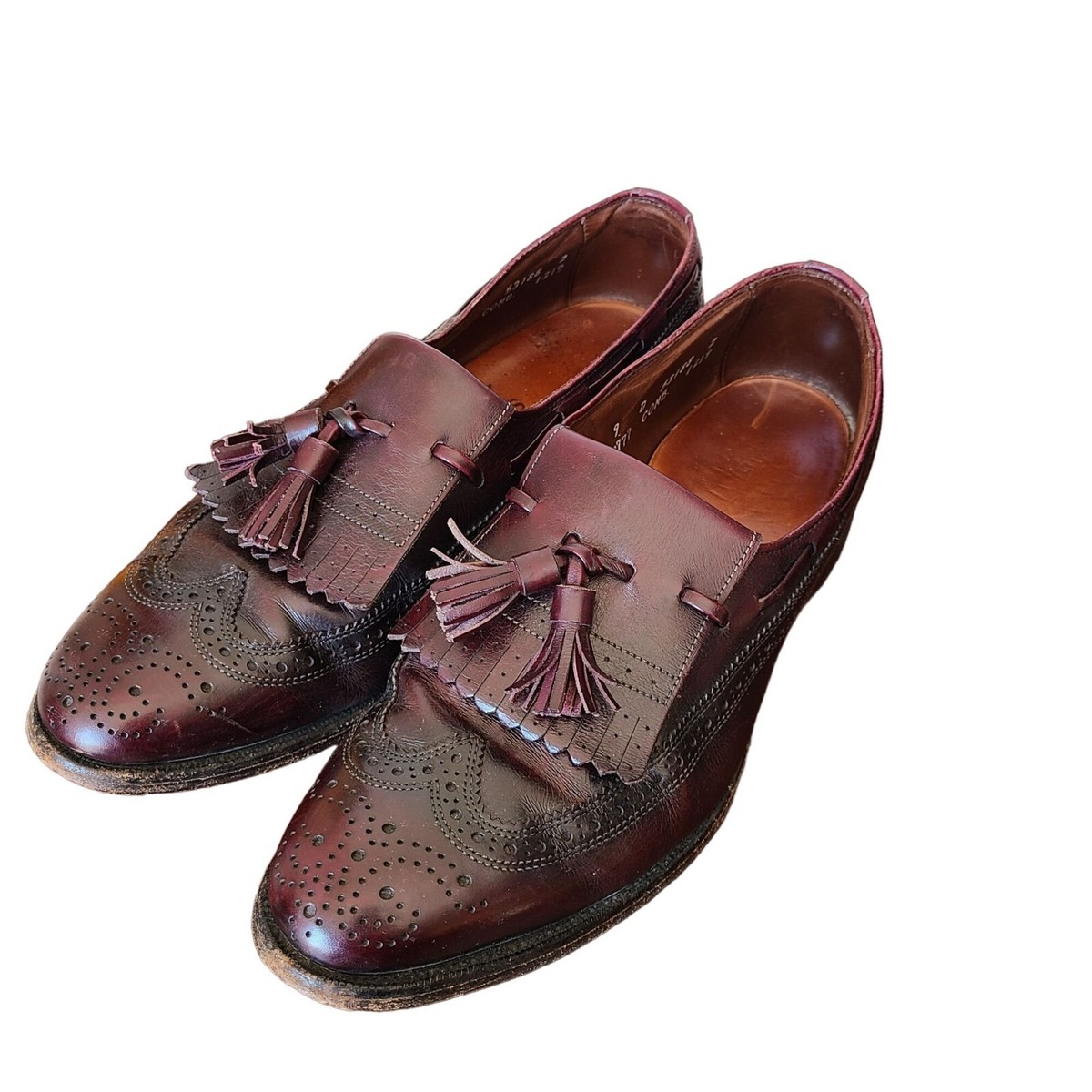 Allen Edmonds Men display picture 1