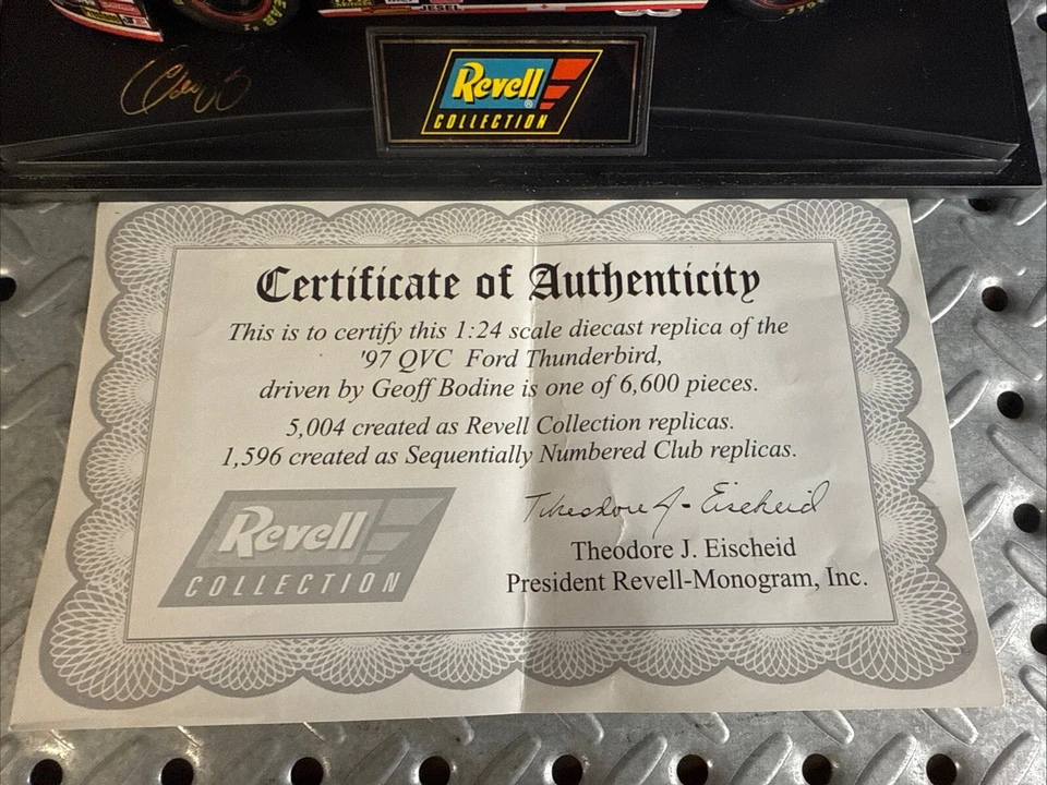 1997 年 Revell 收藏家 - #7 Qvc - 1/24 比例 - 纳斯卡 - Geoff Bodine — 第 3/4 张图片