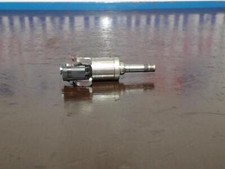 Einspritzdüse Ford Focus III Stufenheck DYB DM5G9F593AA P8456538