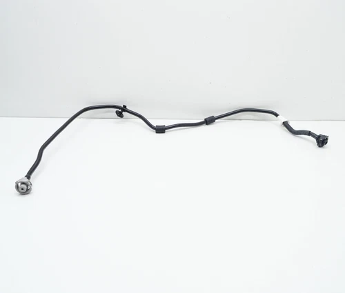 Audi A4 Avant B9 Motor Überlauf Kühlmittel Entlüftungsleitung 8W0121081DA - Bild 2 von 13